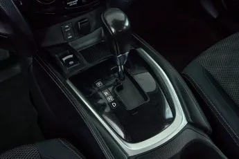 Nissan  20