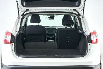 Nissan  7
