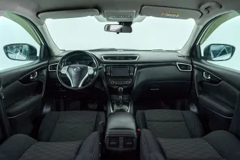 Nissan  8