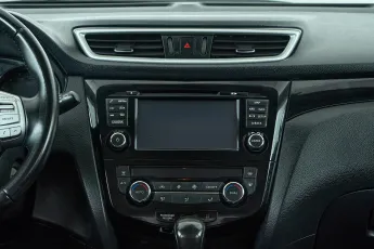 Nissan  9