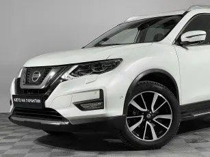 Nissan  2