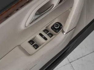 Volkswagen  12