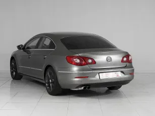 Volkswagen  4