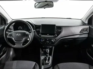 Hyundai  6