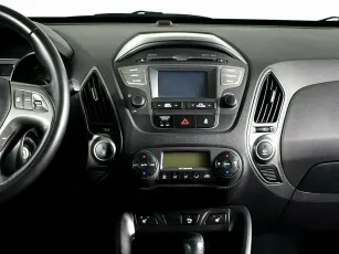 Hyundai  11