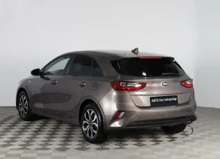 Kia  4