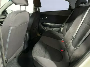 Kia  12