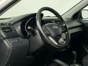 Kia  8