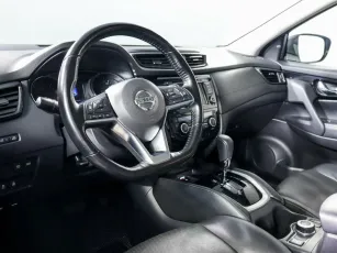 Nissan  10