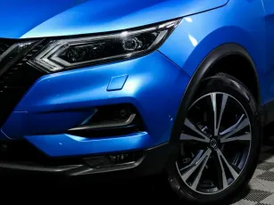 Nissan  7