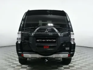 Mitsubishi  4