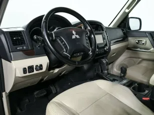 Mitsubishi  8