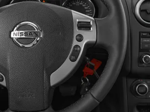 Nissan  12