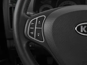 Kia  11