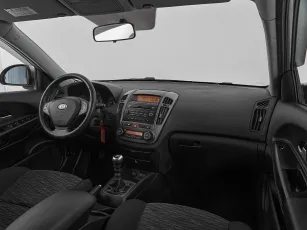 Kia  9