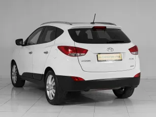 Hyundai  4