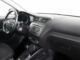 Kia  5