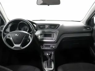 Kia  6
