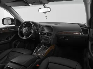 Audi  9