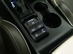 Hyundai  13