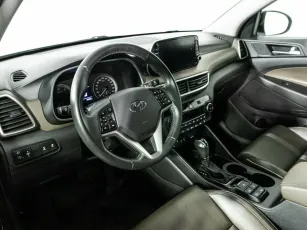 Hyundai  7