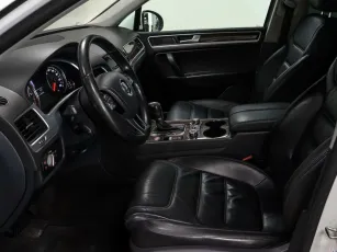 Volkswagen  6