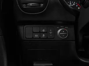 Kia  15