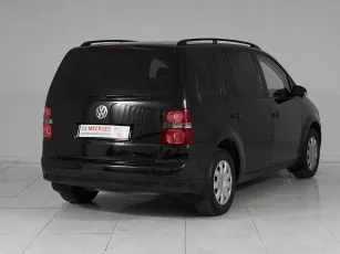 Volkswagen  6