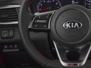 Kia  11