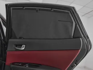 Kia  23