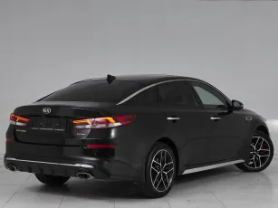 Kia  6