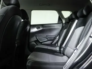 Kia  19