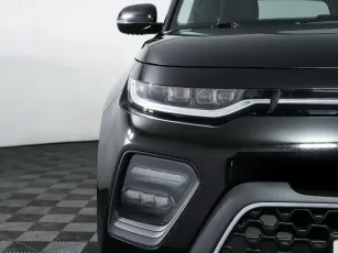 Kia  7