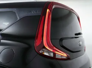 Kia  8