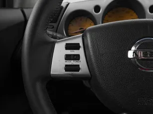 Nissan  11
