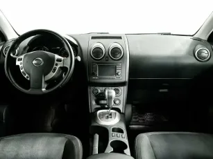 Nissan  7