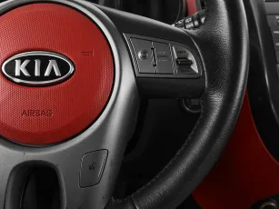 Kia  12