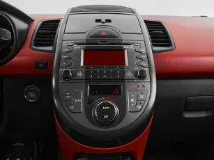 Kia  17