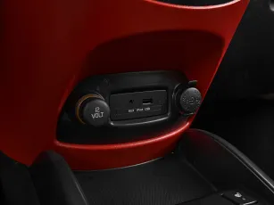 Kia  19