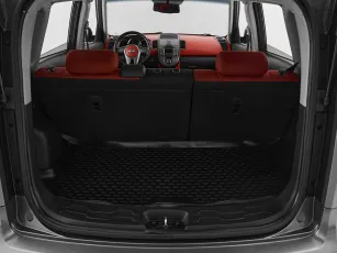 Kia  22