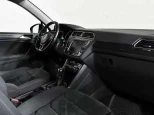 Volkswagen  9