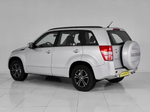 Suzuki  4