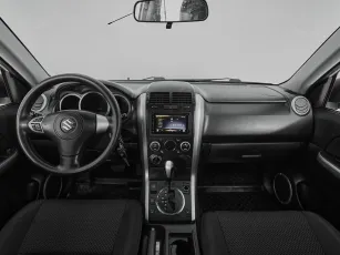 Suzuki  8