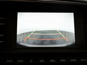Hyundai  10