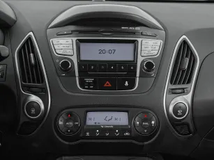 Hyundai  16