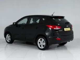 Hyundai  4