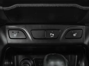 Hyundai  13