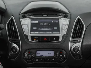 Hyundai  15