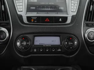 Hyundai  16