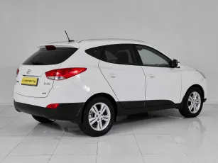 Hyundai  6